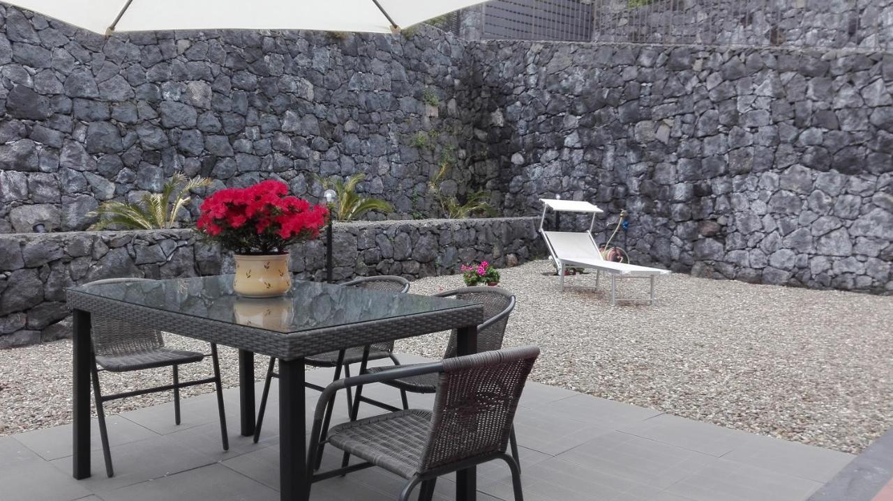 Leonardi Villa *